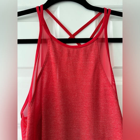 COPY - Lululemon Run Off-Route Tank Heathered True Red / True Red - Picture 4 of 16